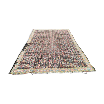 Grand tapis ancien