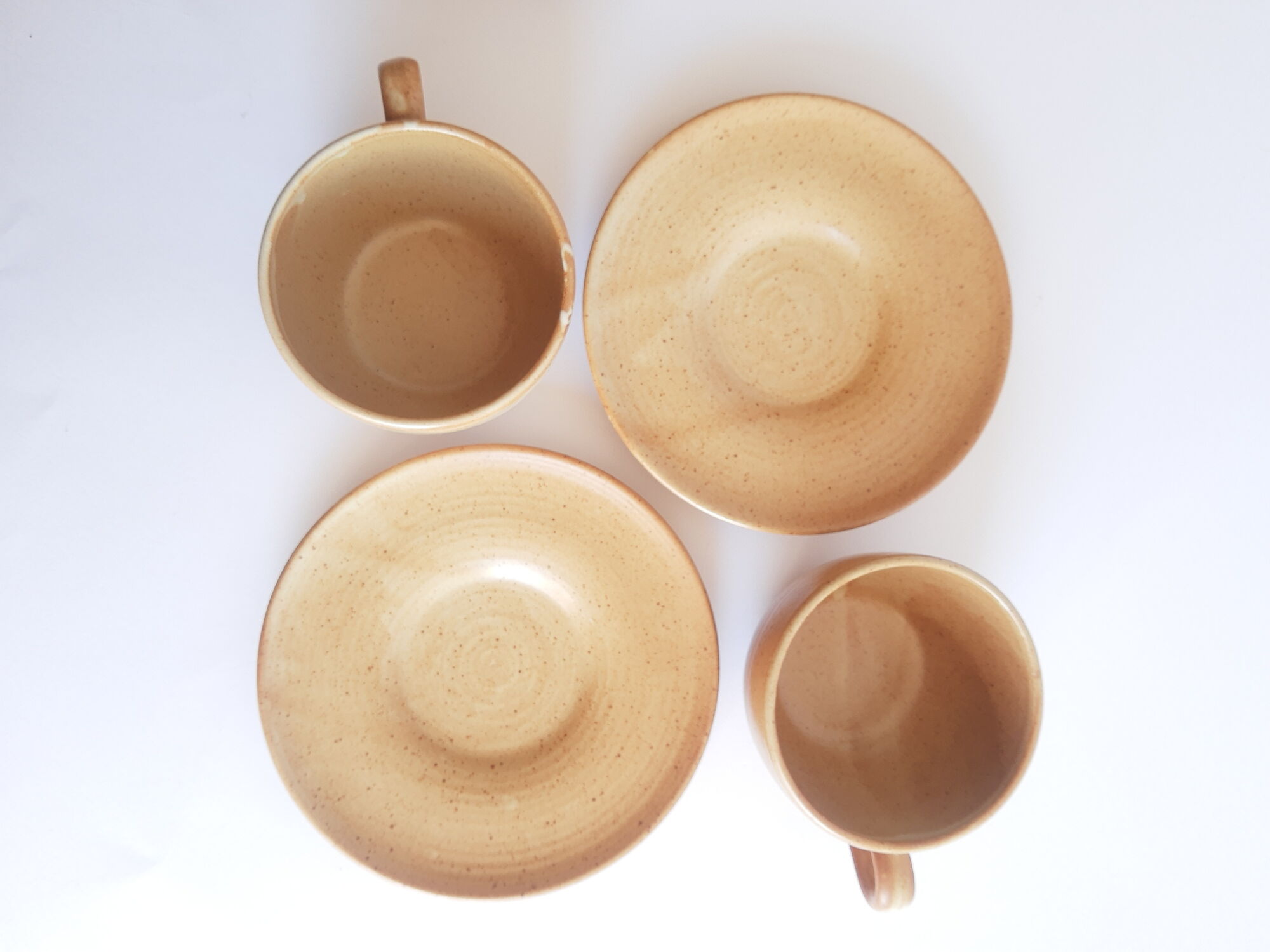 Set of 2 cups, 2 sous cups and 1 milk pitcher Cnp gres vintage village