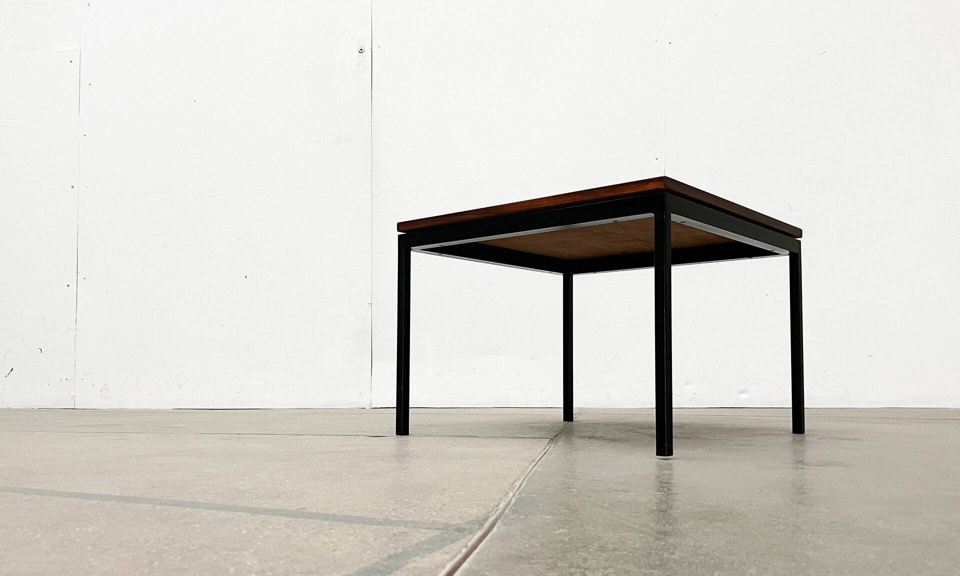 Mid-century minimalist teak side table by Florence Knoll for Knoll International, 1950s.