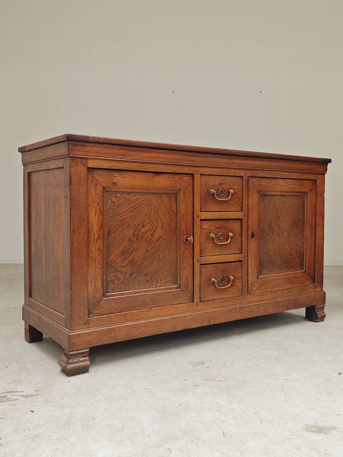 Antique solid wood workbench, dough cabinet from the 18th century.