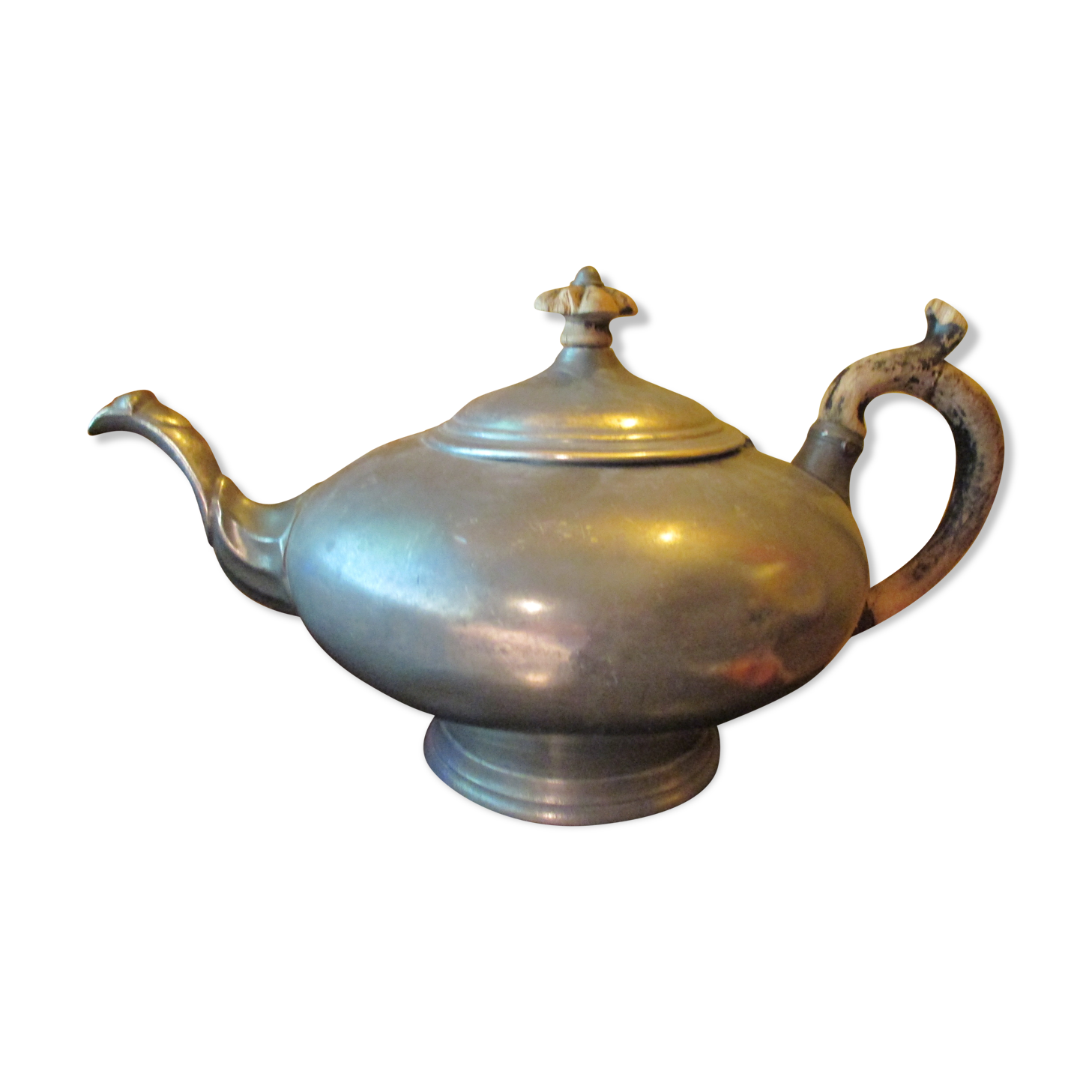 Tin teapot