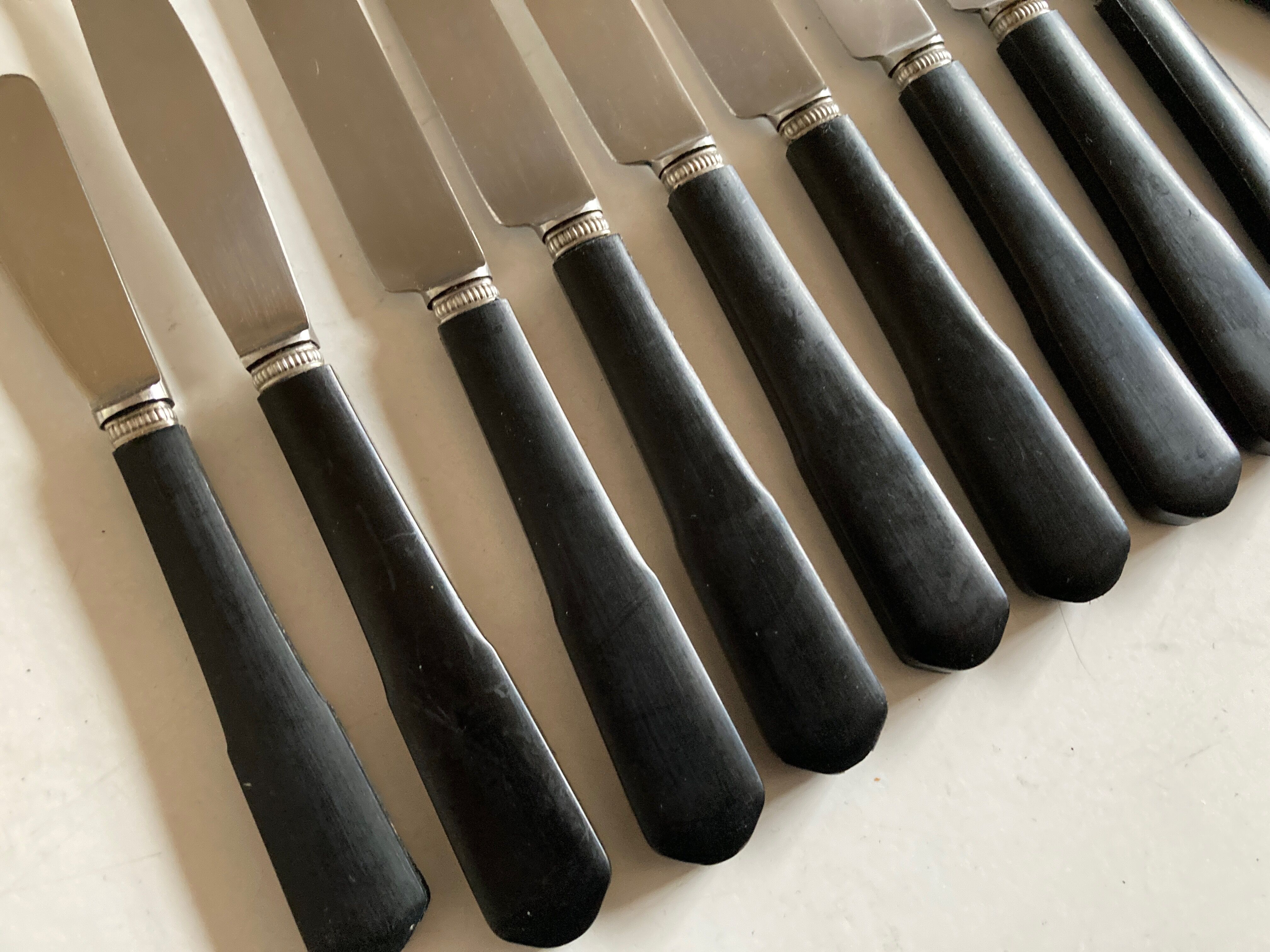 Set of 10 knives Cluny Vieux Paris 1920 black Bakelite handle