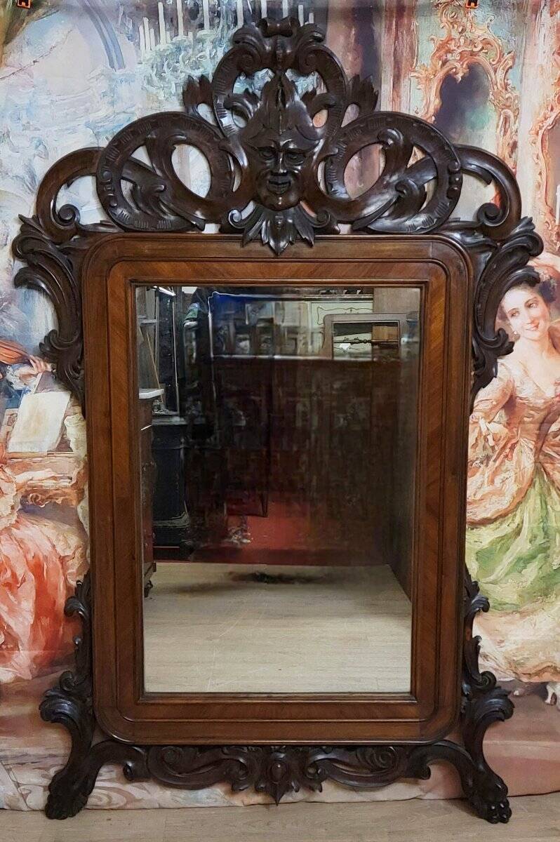 Very important carved wooden mirror, dating from the 19th century, Napoleonic III period.