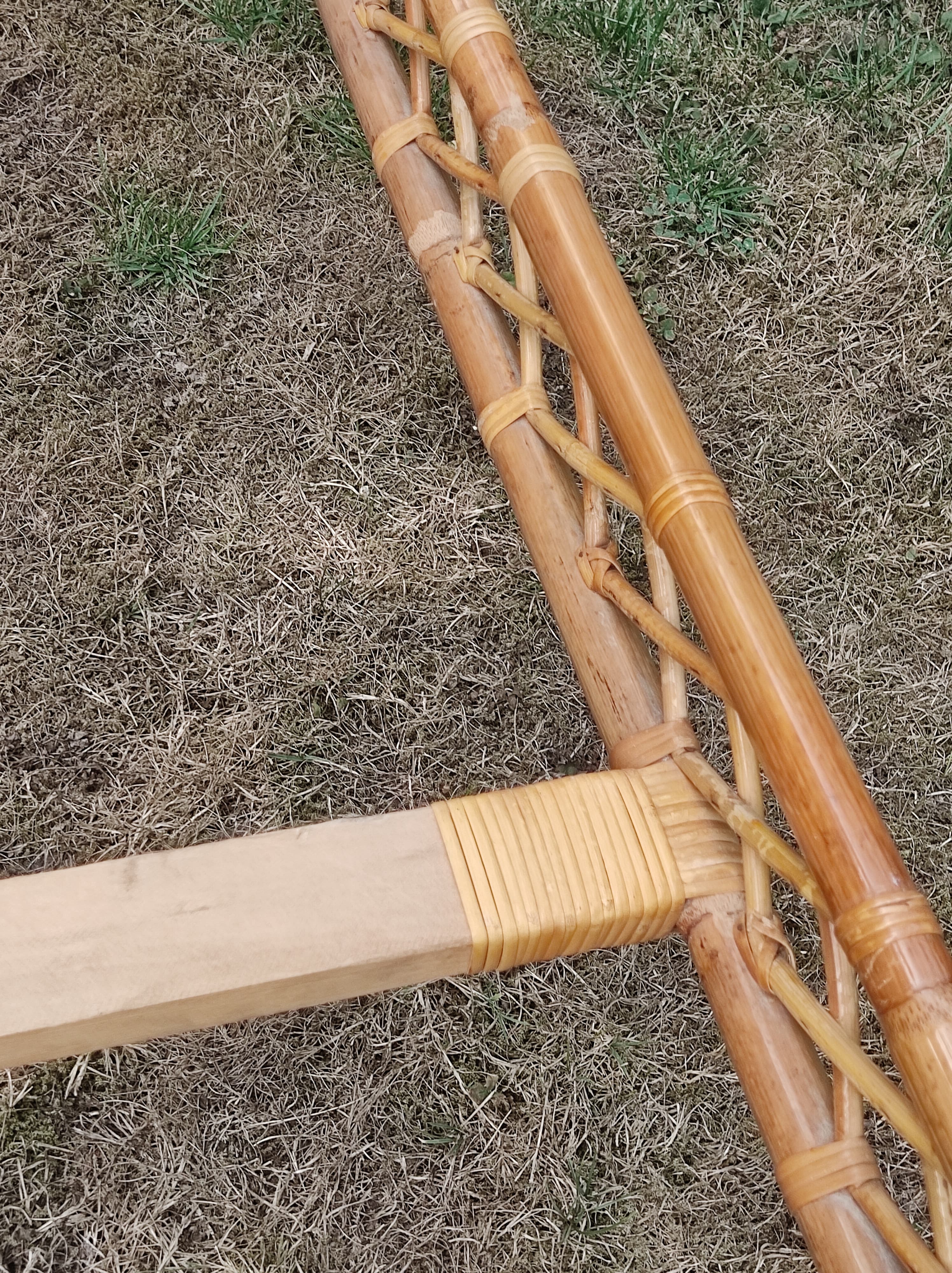 Rattan bed 1 place, 60s