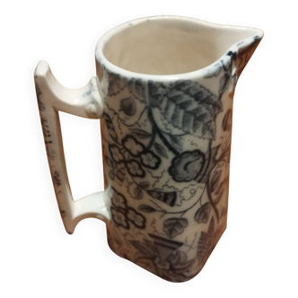 Small cream jug SARREGUEMINES Decor Favori