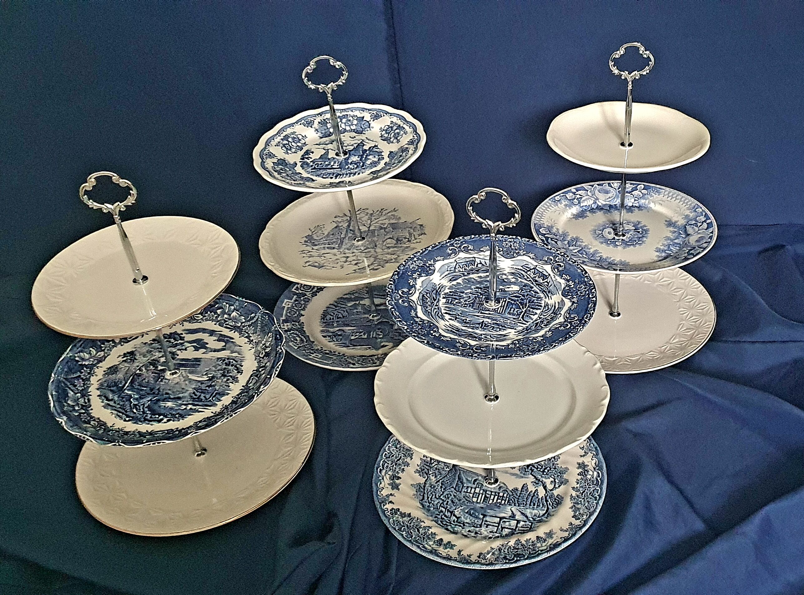 Silent servant display