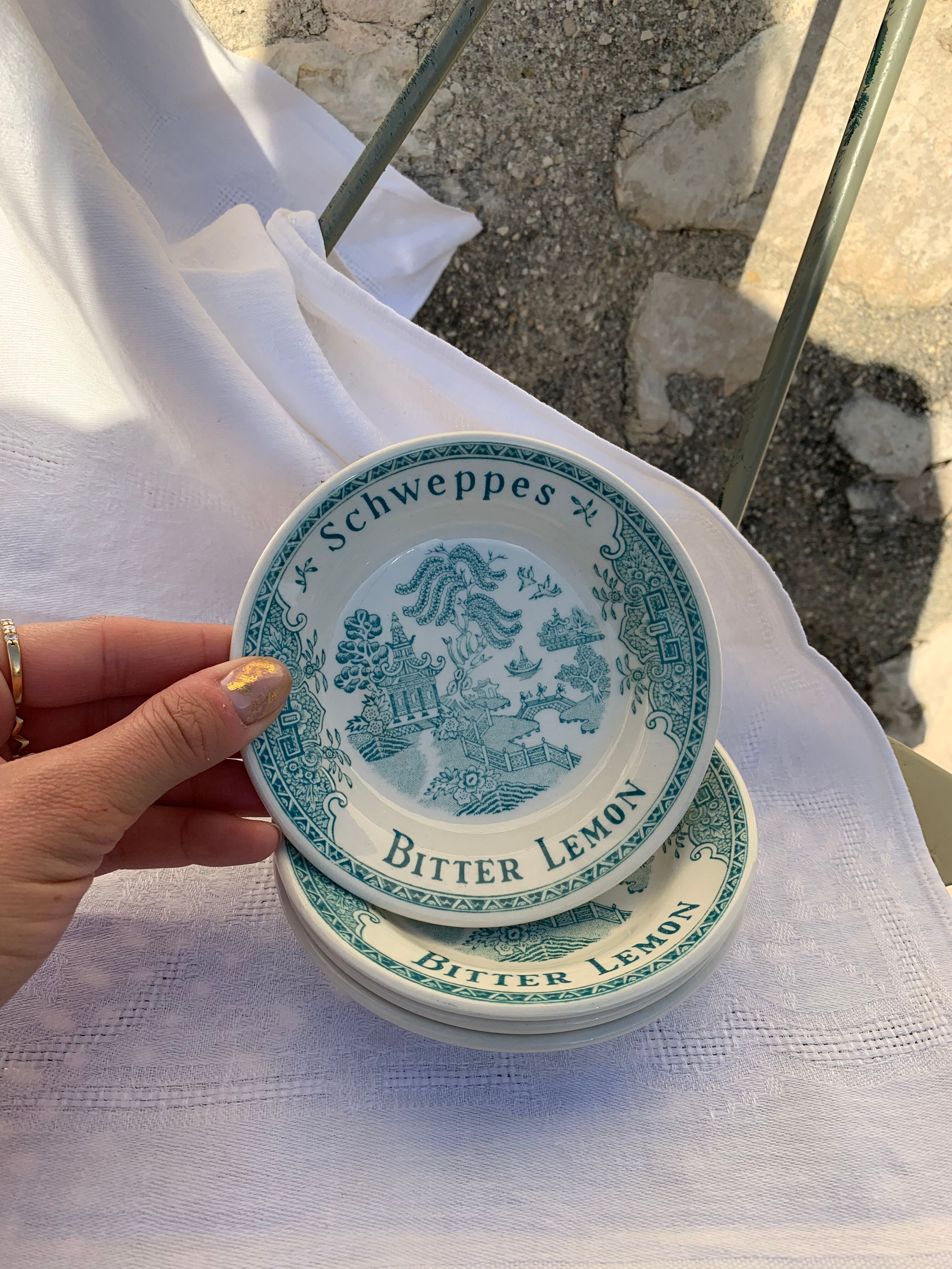 Advertising cup(s) Schweppes Indian Tonic GIEN 60s