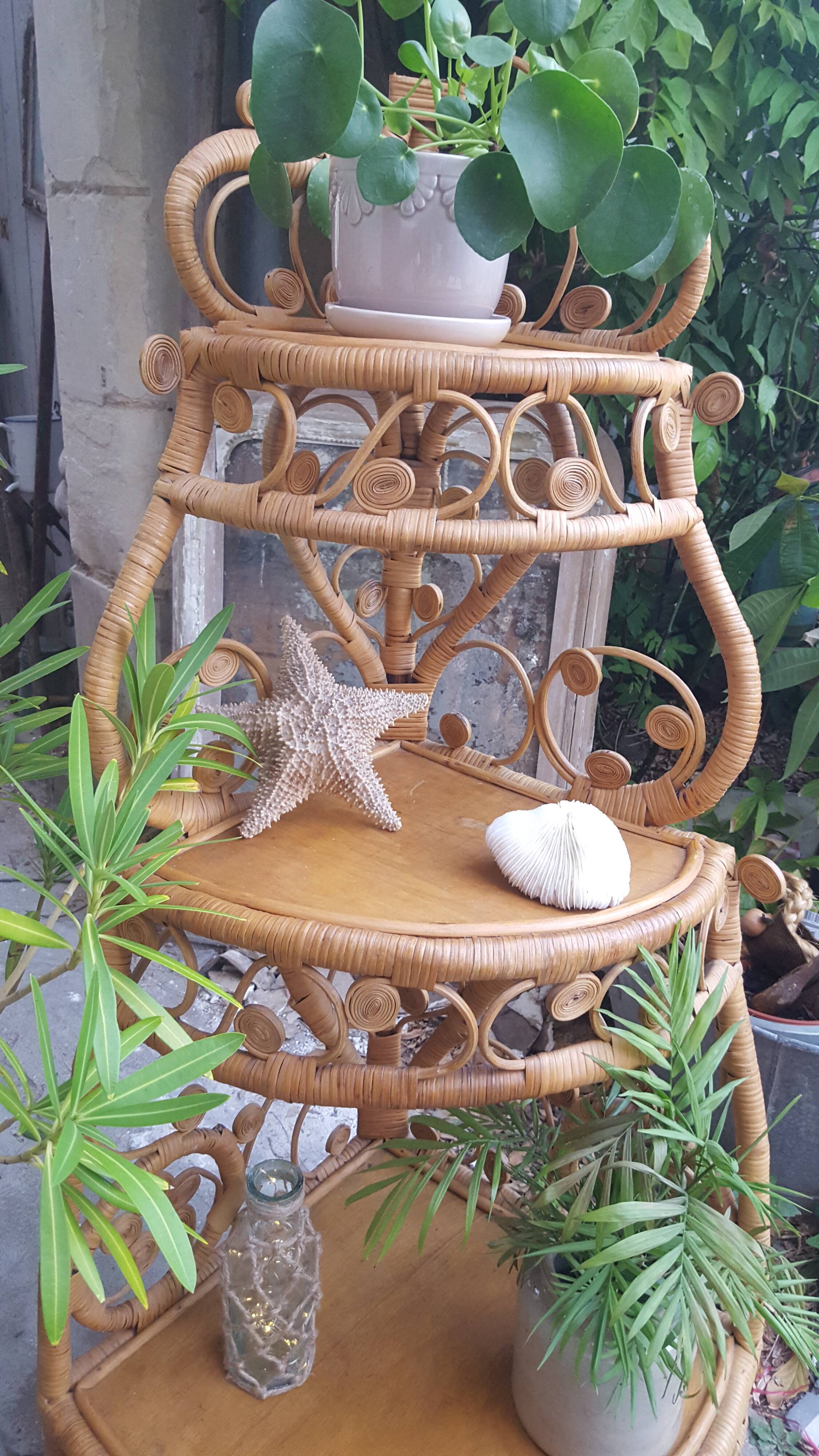 Vintage rattan notch shelf