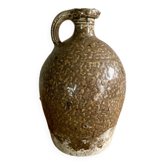 Earthen pitcher