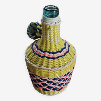 Scoubidou bottle