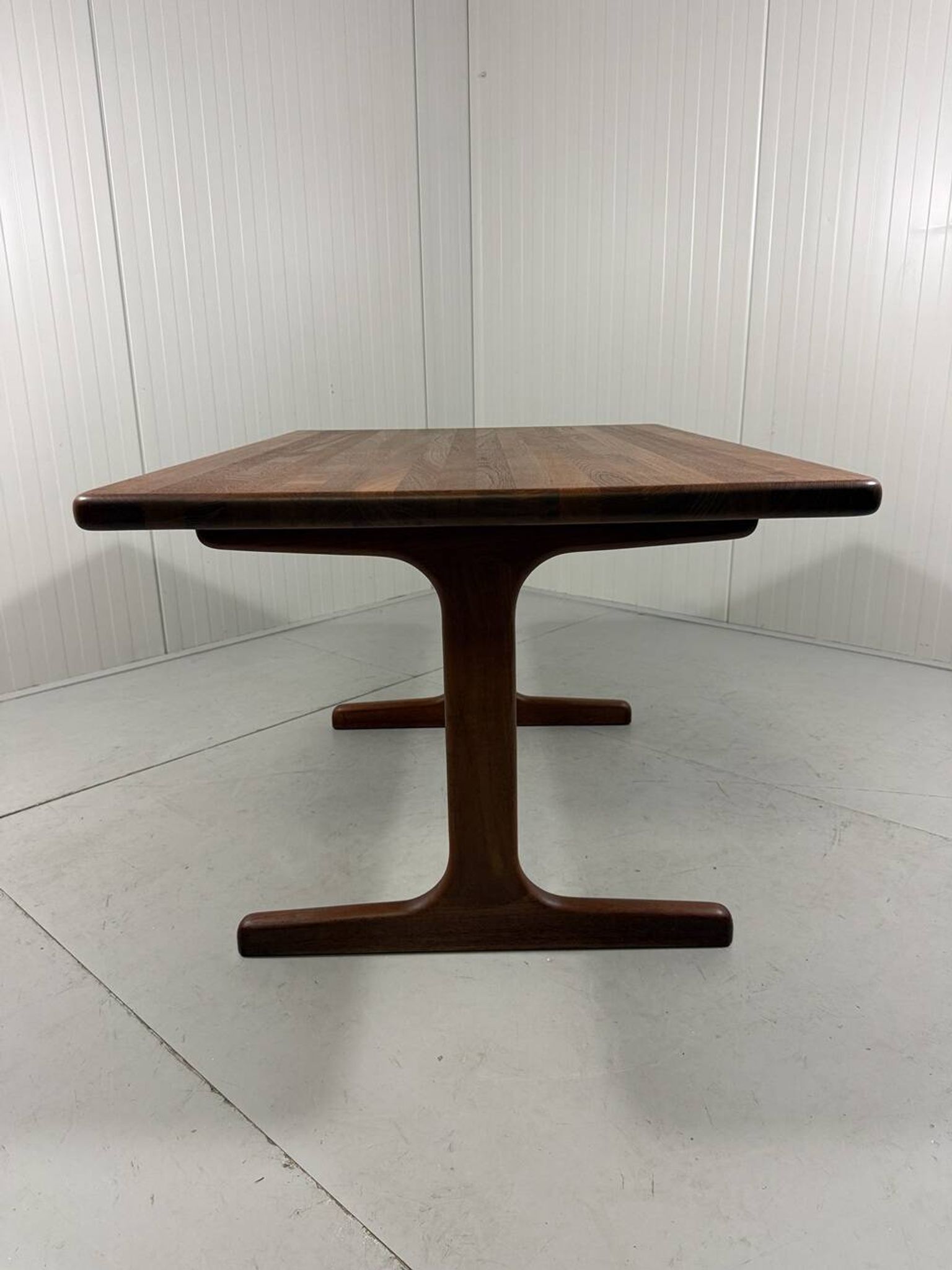 Table à manger en teck massif Danemark années 1970