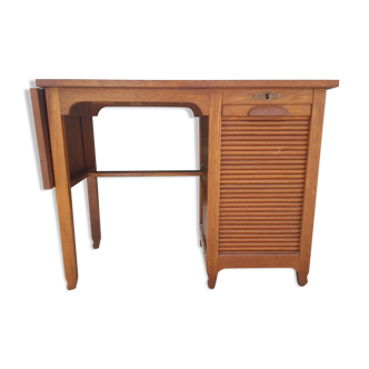 Curtain binder desk