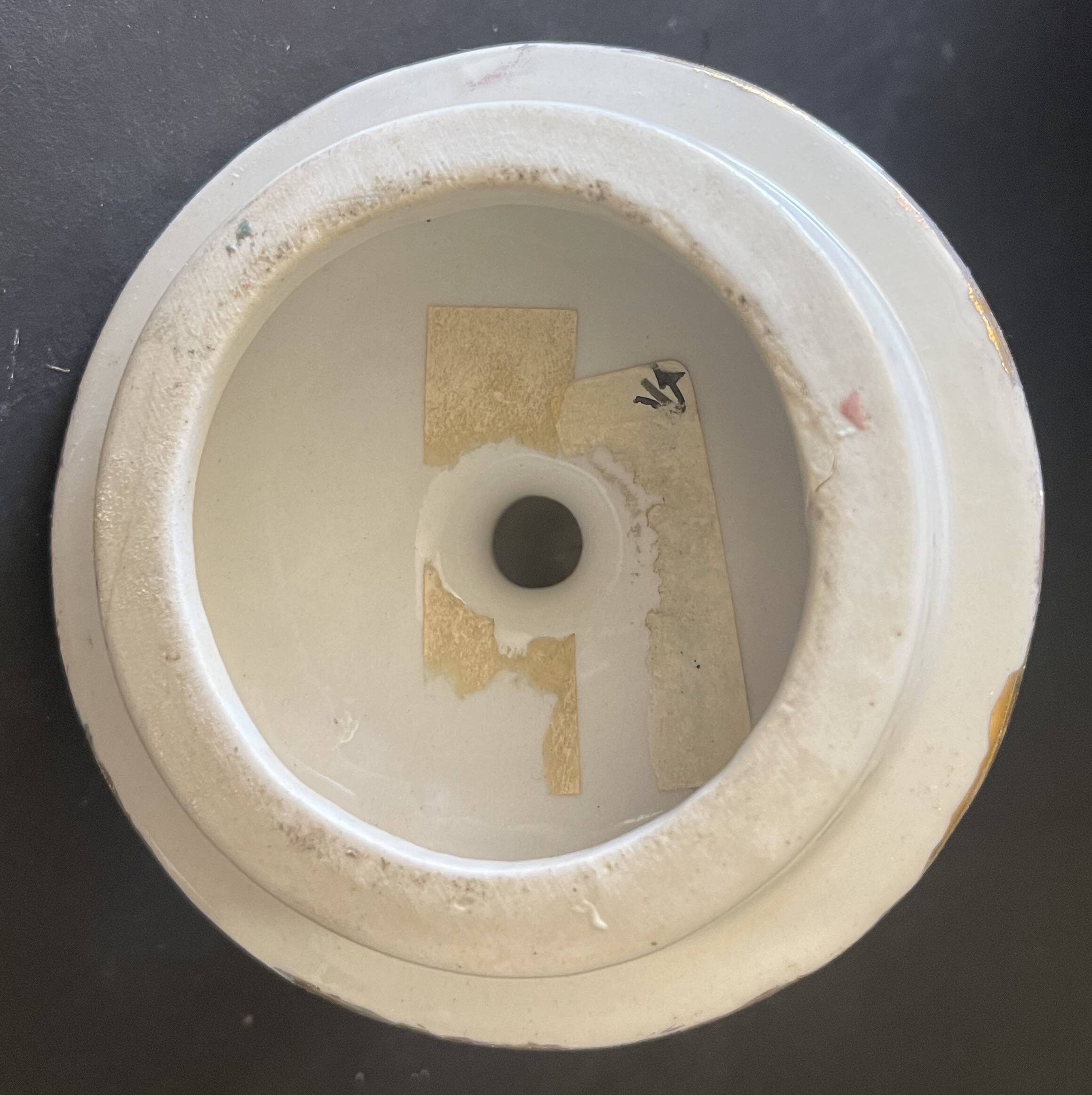 Covered porcelain jar from Canton China