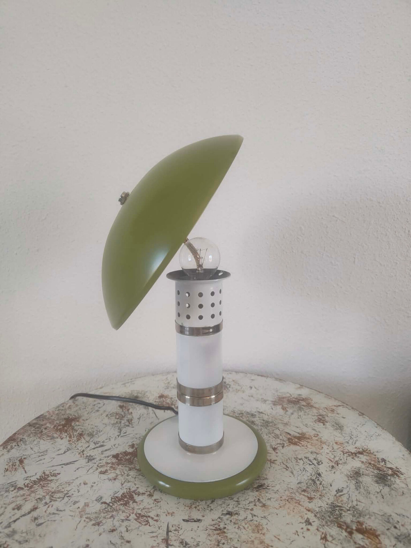 Olive green vintage lamp from the 1980s.