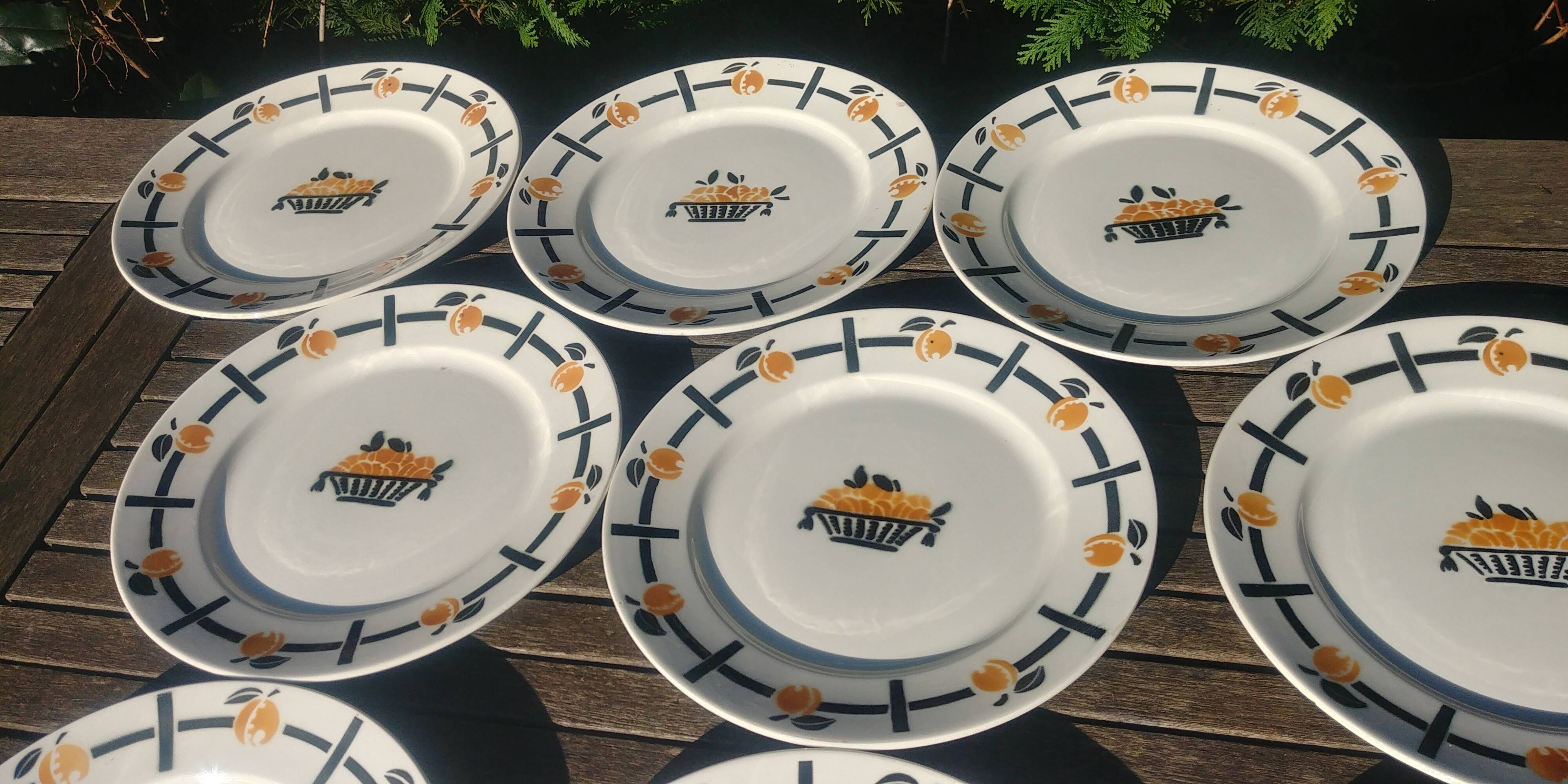 Set of twelve flat plates - Vintage Badonviller model DOC 30s/40s