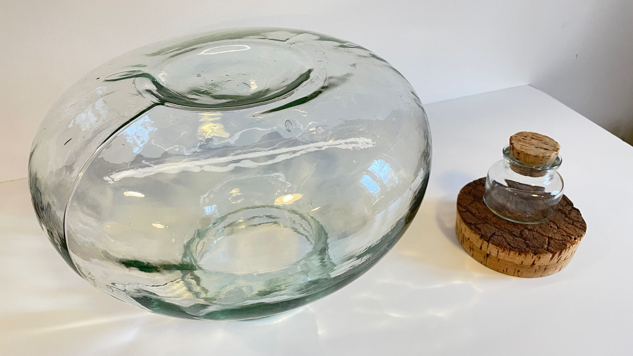 Bonbonnes vintage en verre soufflé et liège
