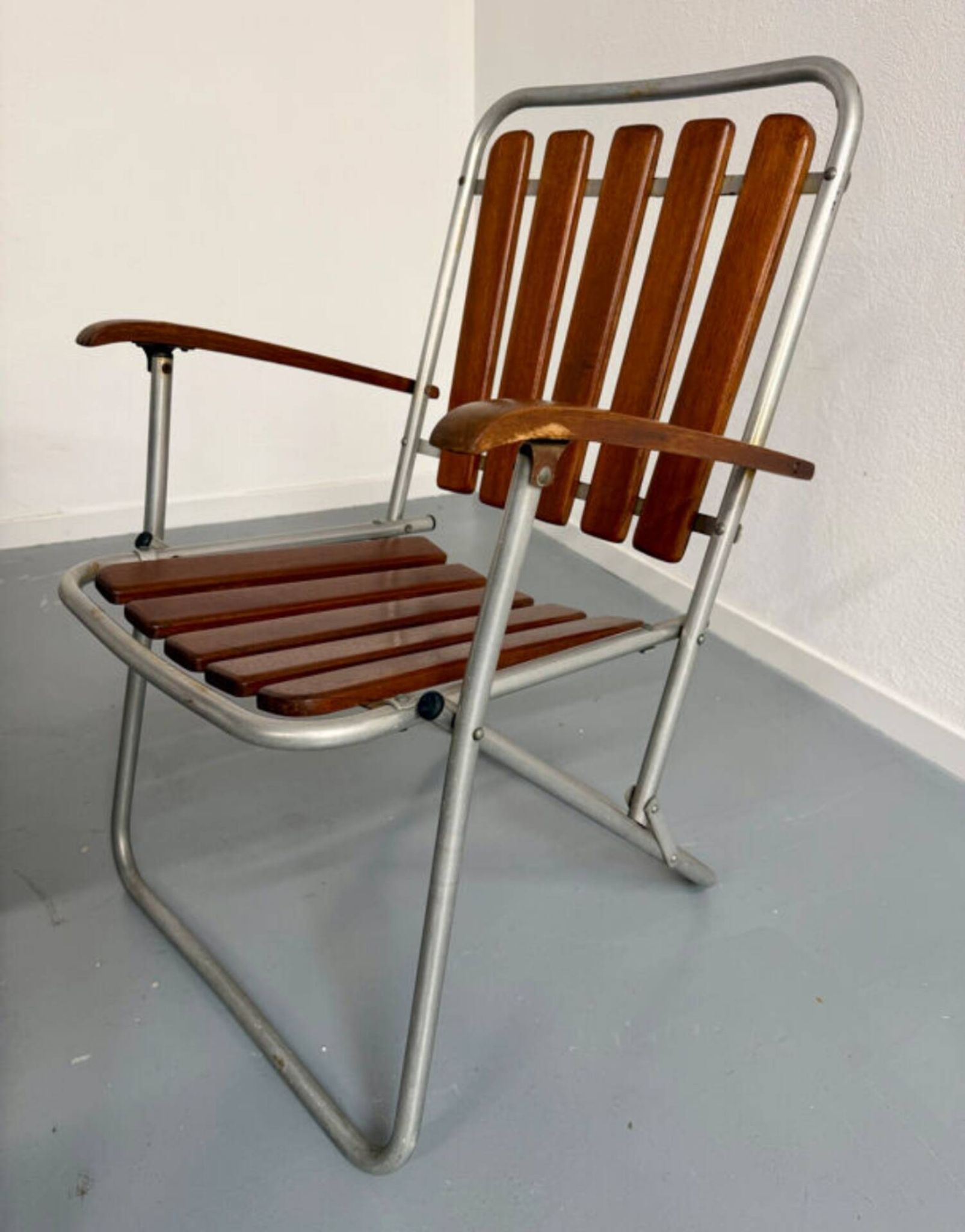 Vintage folding garden set table 4 chairs wood and metal 1960