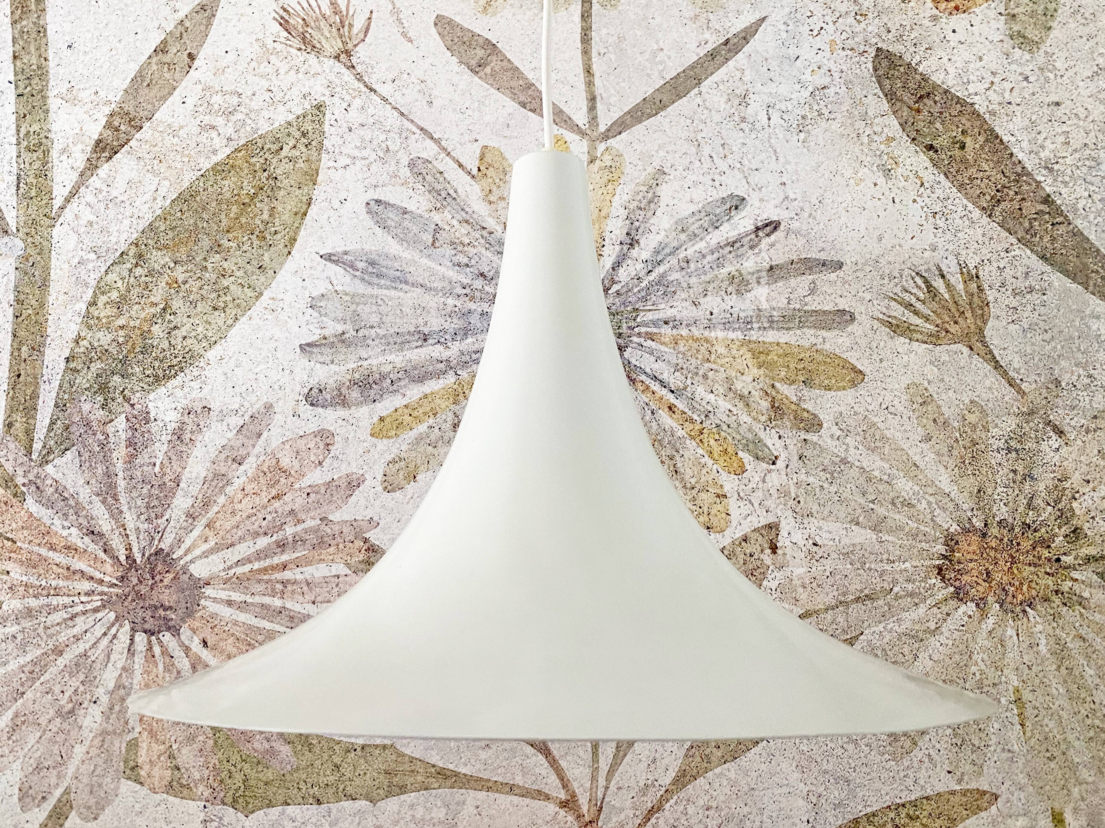 White vintage witch hat / trumpet hanging lamp