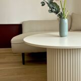 table basse ronde cannelée beige clair Ø 80 cm