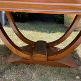 Desk/table of style and decoration