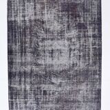 170x275 cm Dark Purpel vintage carpet, distressed dark purpel old carpet.