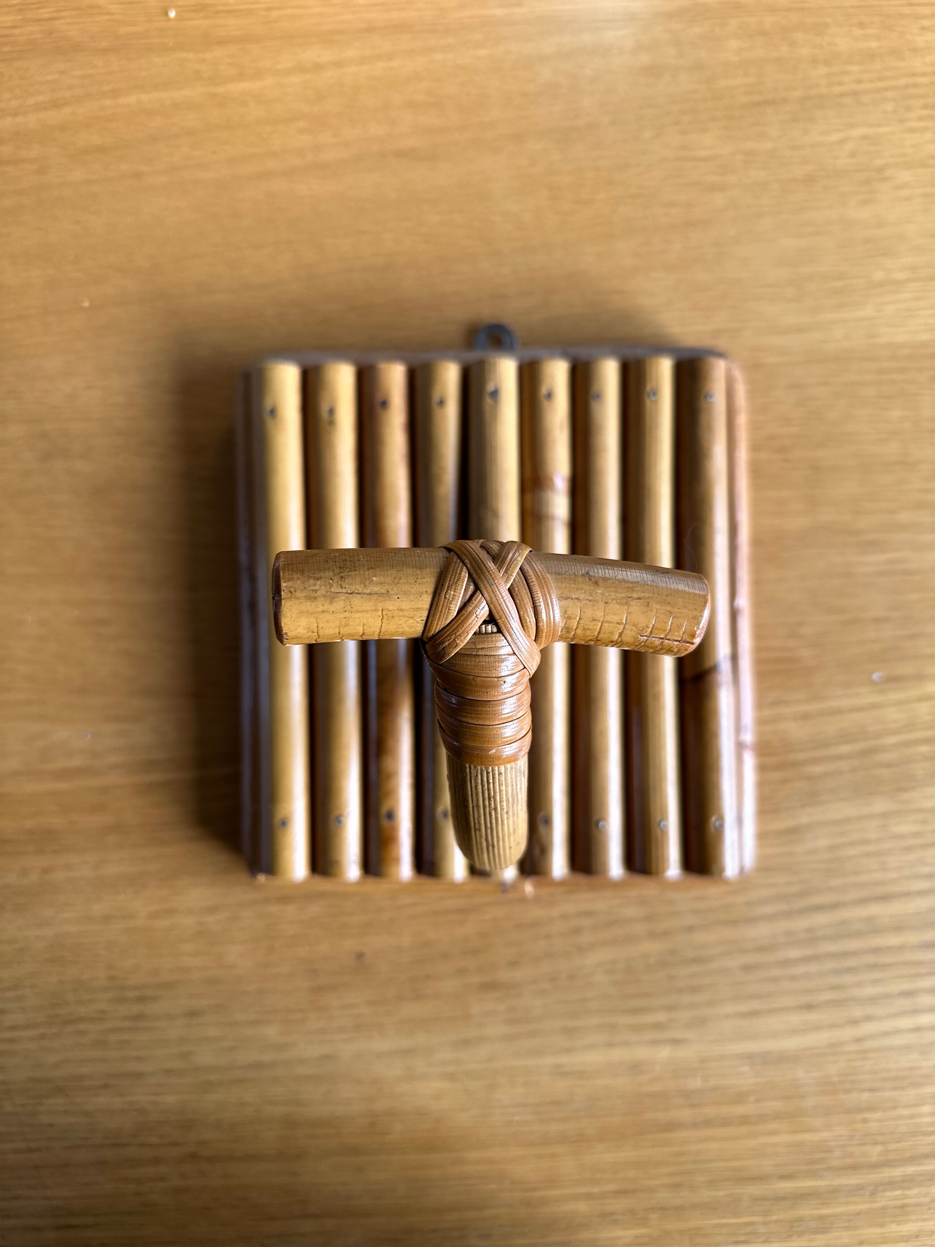 Pair patere vintage bamboo