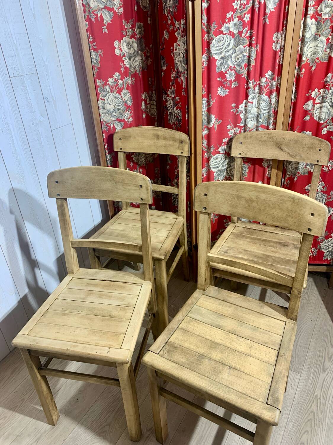 Lot de chaise