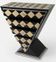 Commode pyramidale Art Déco en bois de hêtre à 5 tiroirs Marqueterie