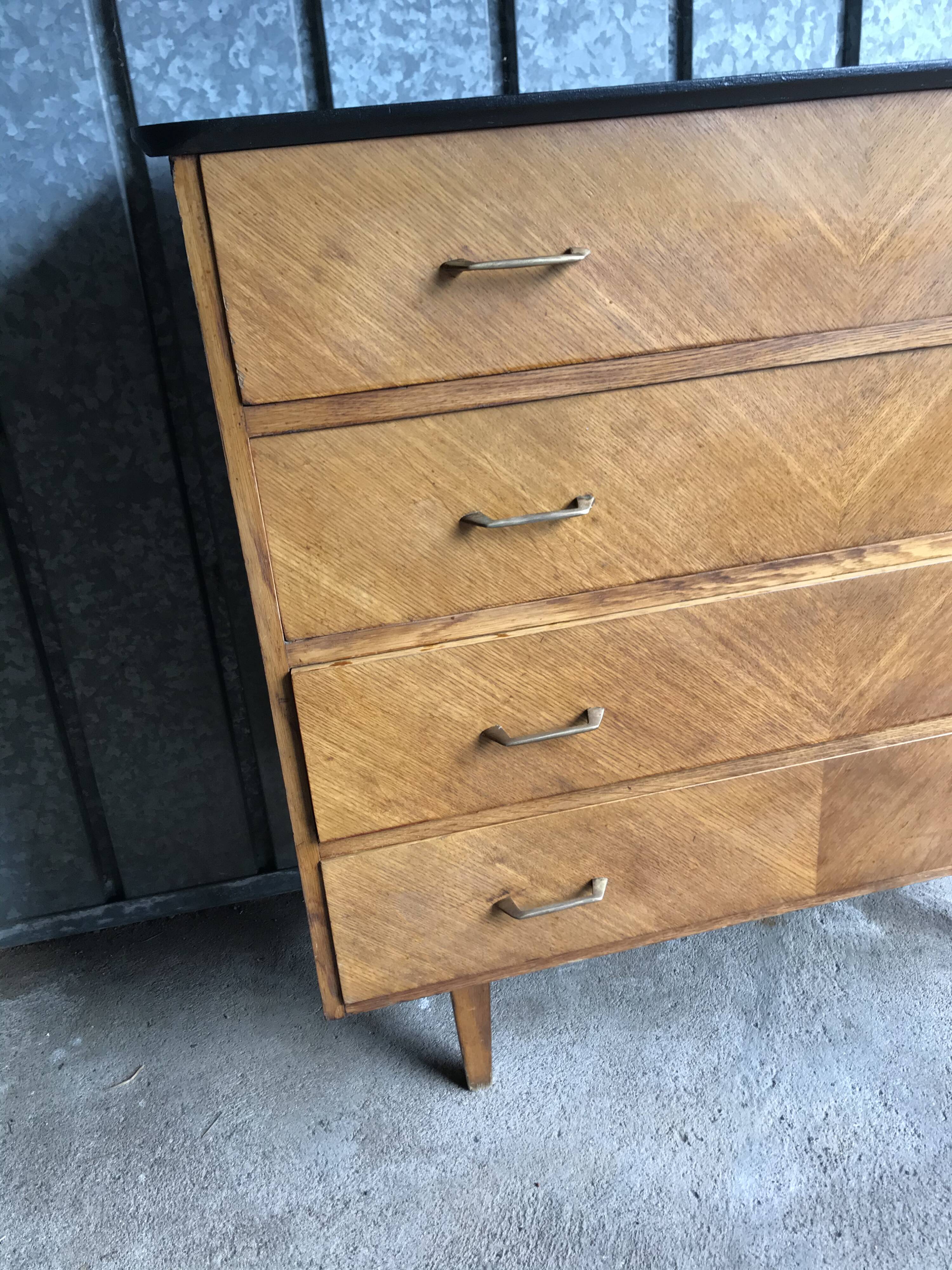 Vintage chest of drawers