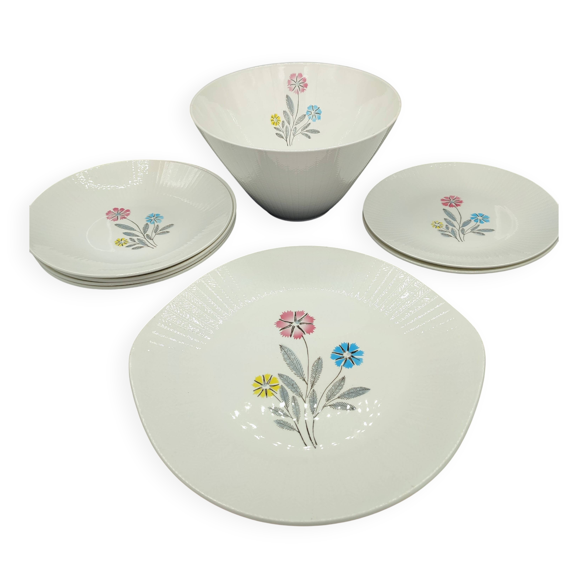 Lot of 8 Vintage Ceranord Saint-Amand Aster Tableware from the 1950s-60s.
