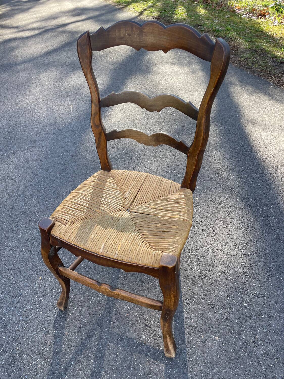 4 chaises paillées de campagne en bois