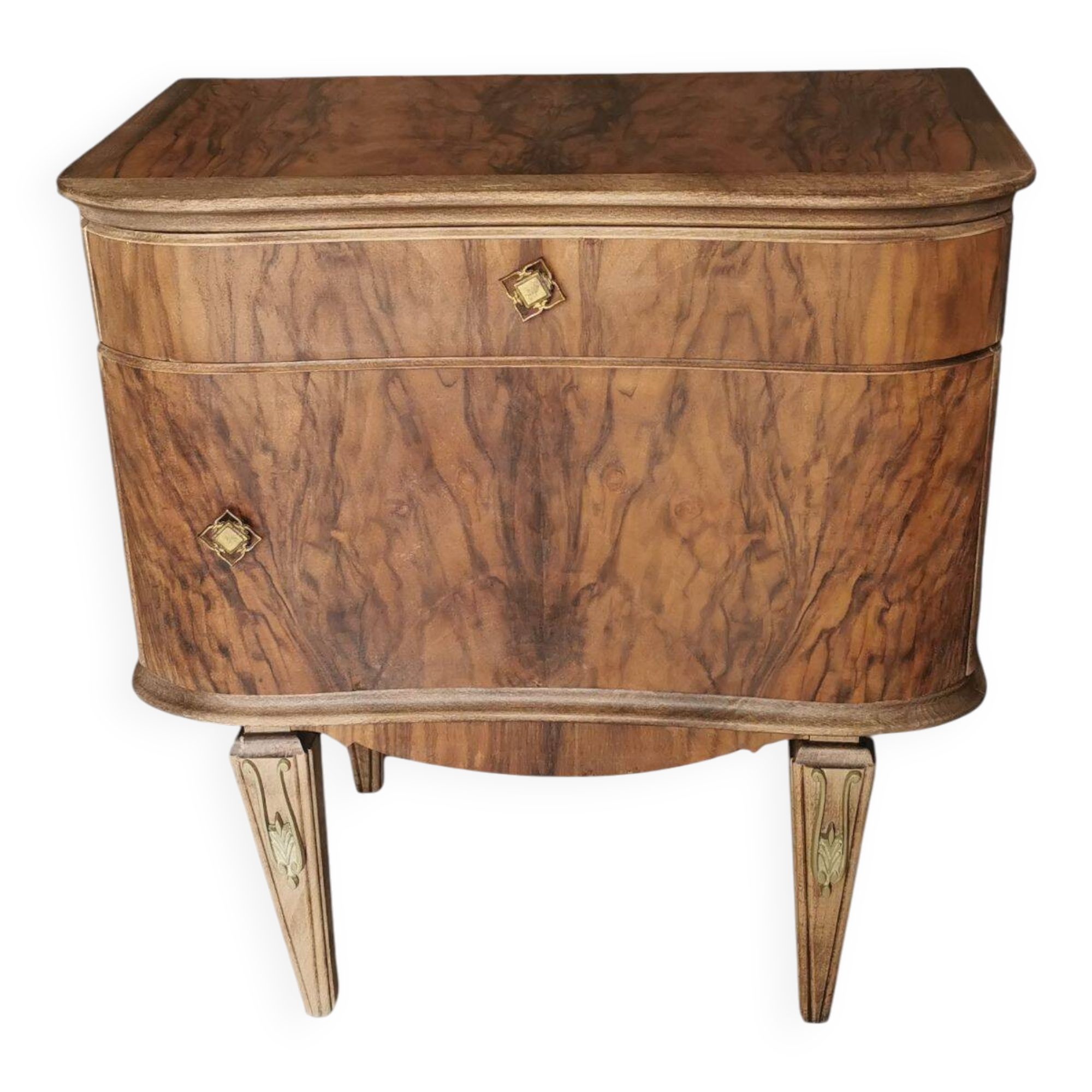 Small vintage chest of drawers from the 50s/60s.