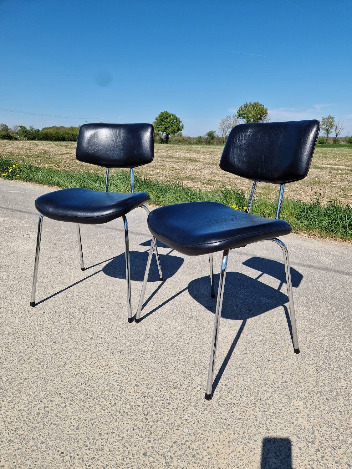 Set of 2 60s designer chairs