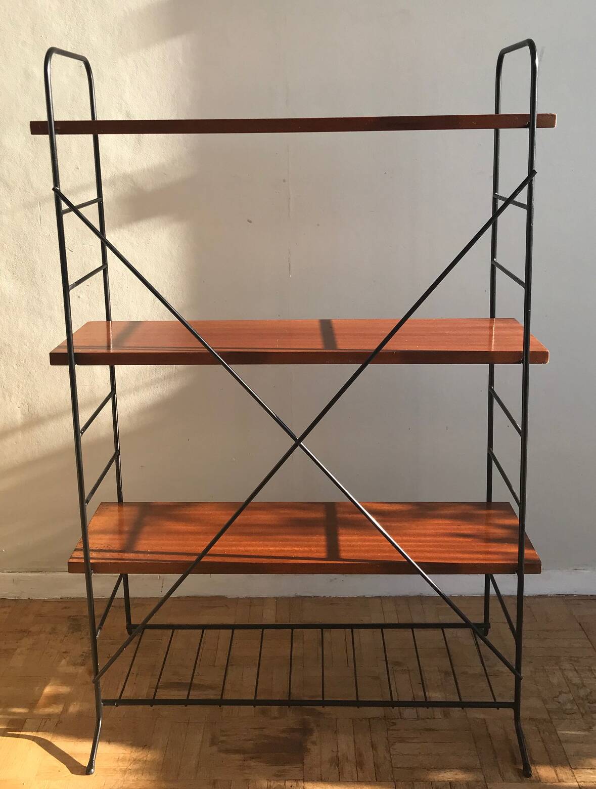 Modular shelf on legs - 1960