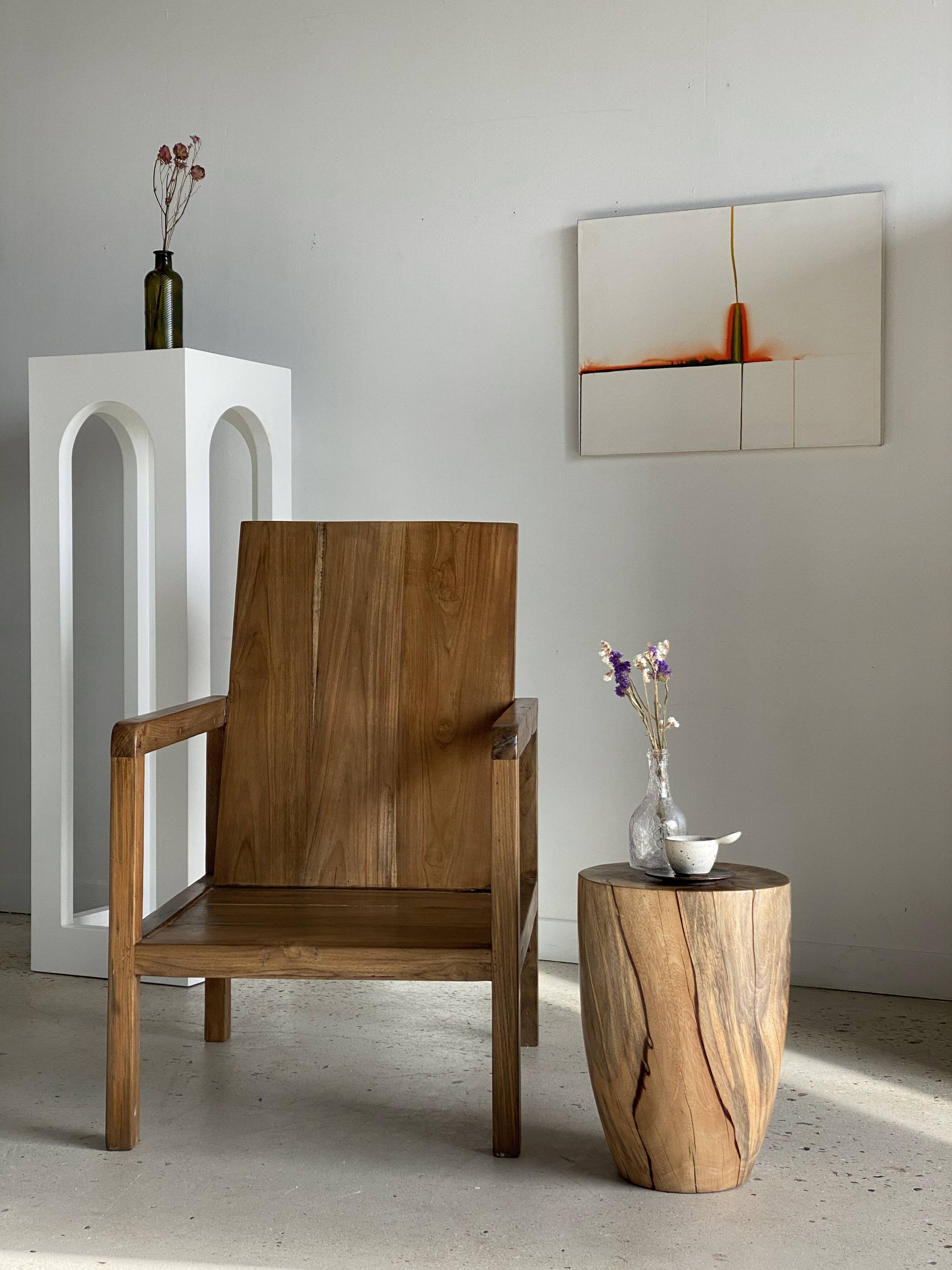 Armchair in natural wood (teak) minimalist design