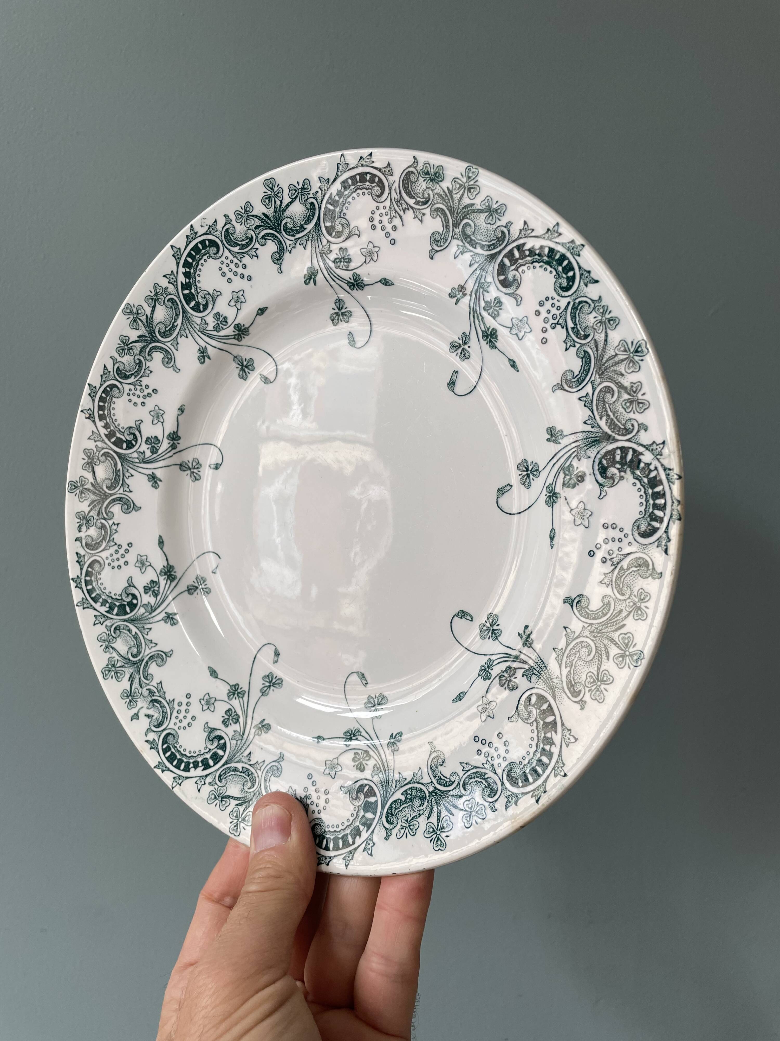 Set of 7 flat plates Terre de Fer St Amand and Hamage “Byzantine”