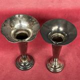 Vases en métal argenté