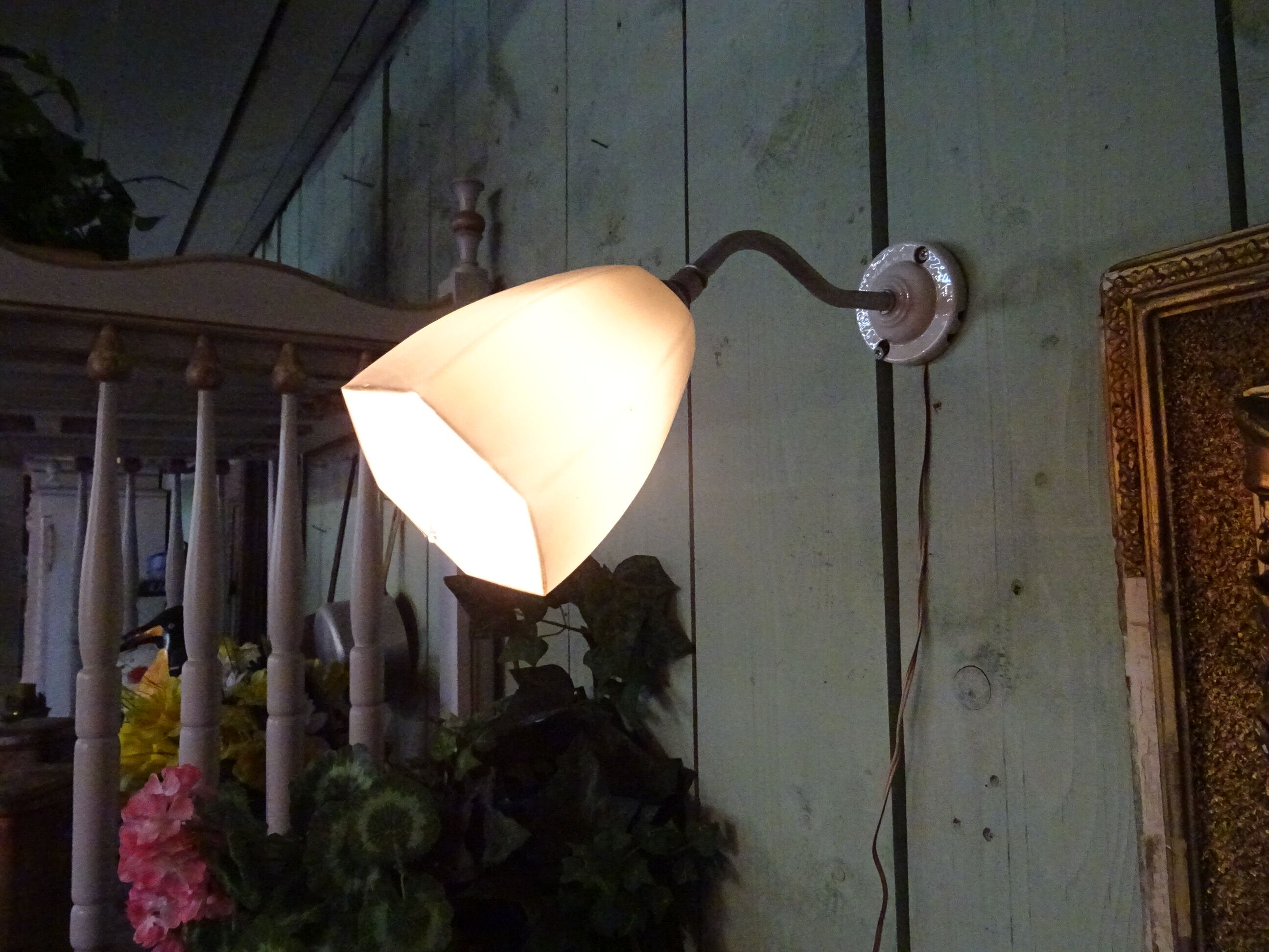 Wall lamp