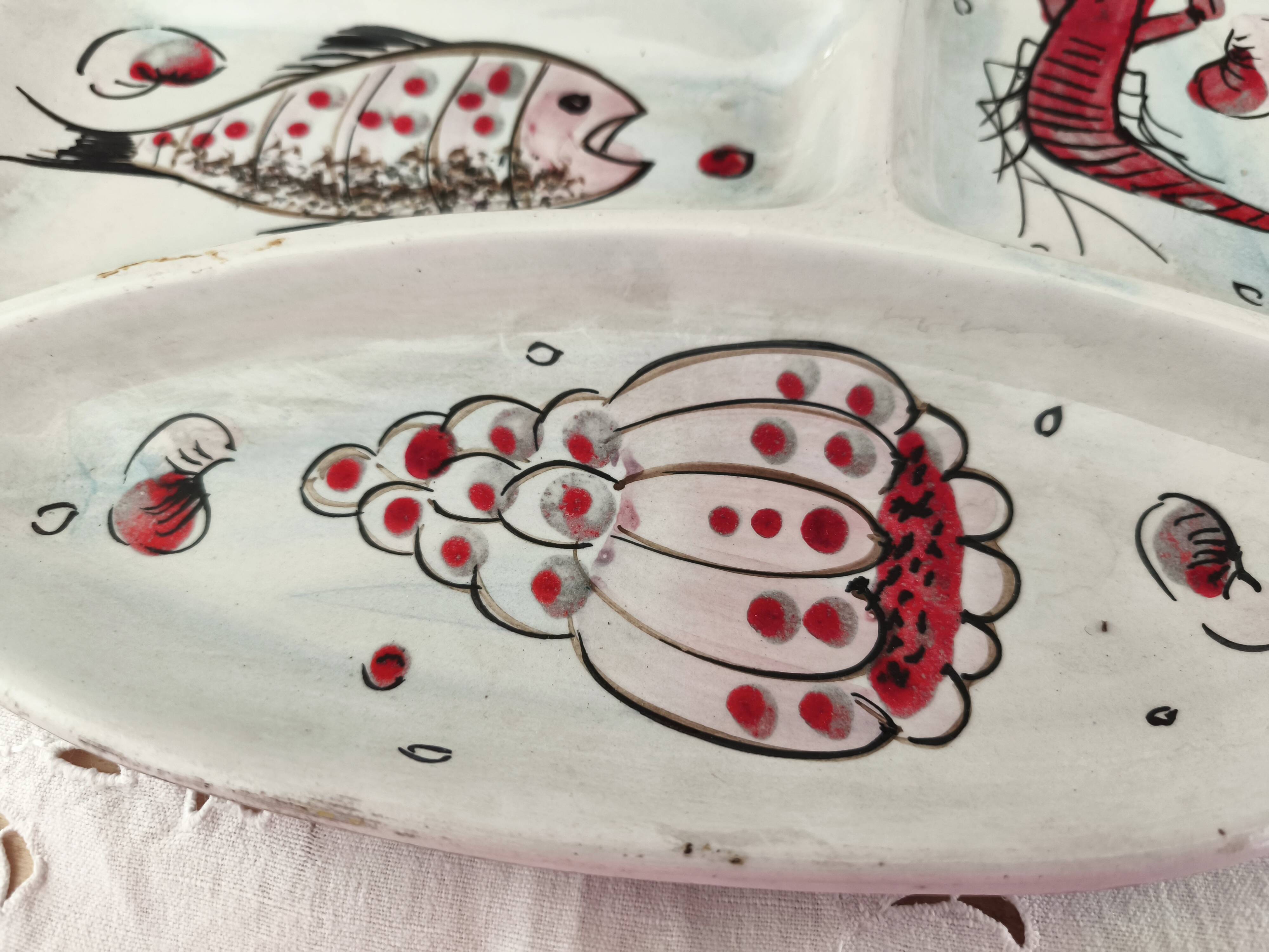 Vintage 4-compartment dish with seafood decor