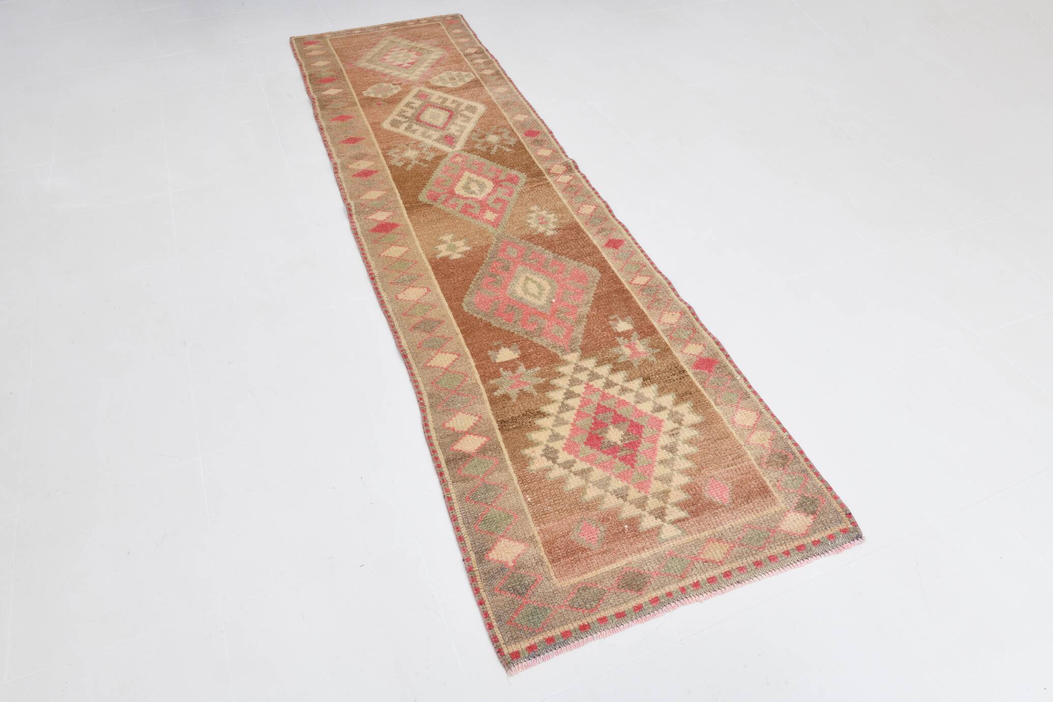 Taupe & Dusty Pink Vintage Carpet For Hallway, 83x308 Cm