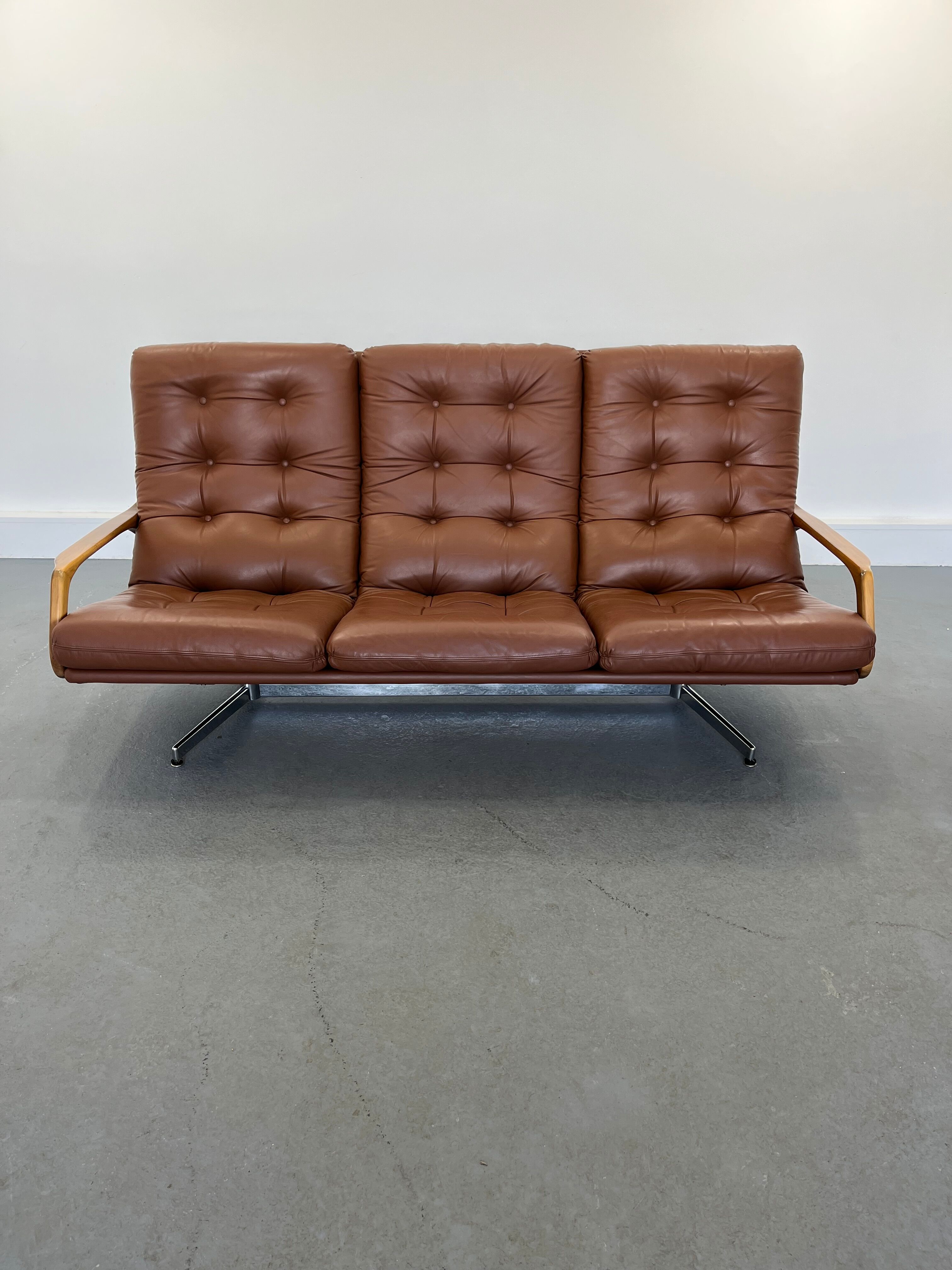 Vintage 3-seater sofa by Eugen Schmidt for Soloform, 1960 s