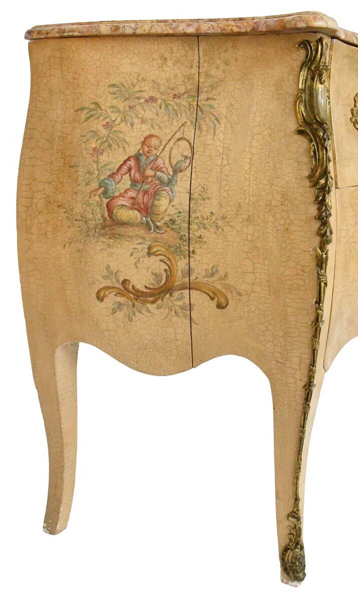 Louis XV style chest of drawers