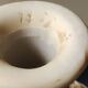 Vase balustre chinois en laque de cinabre beige