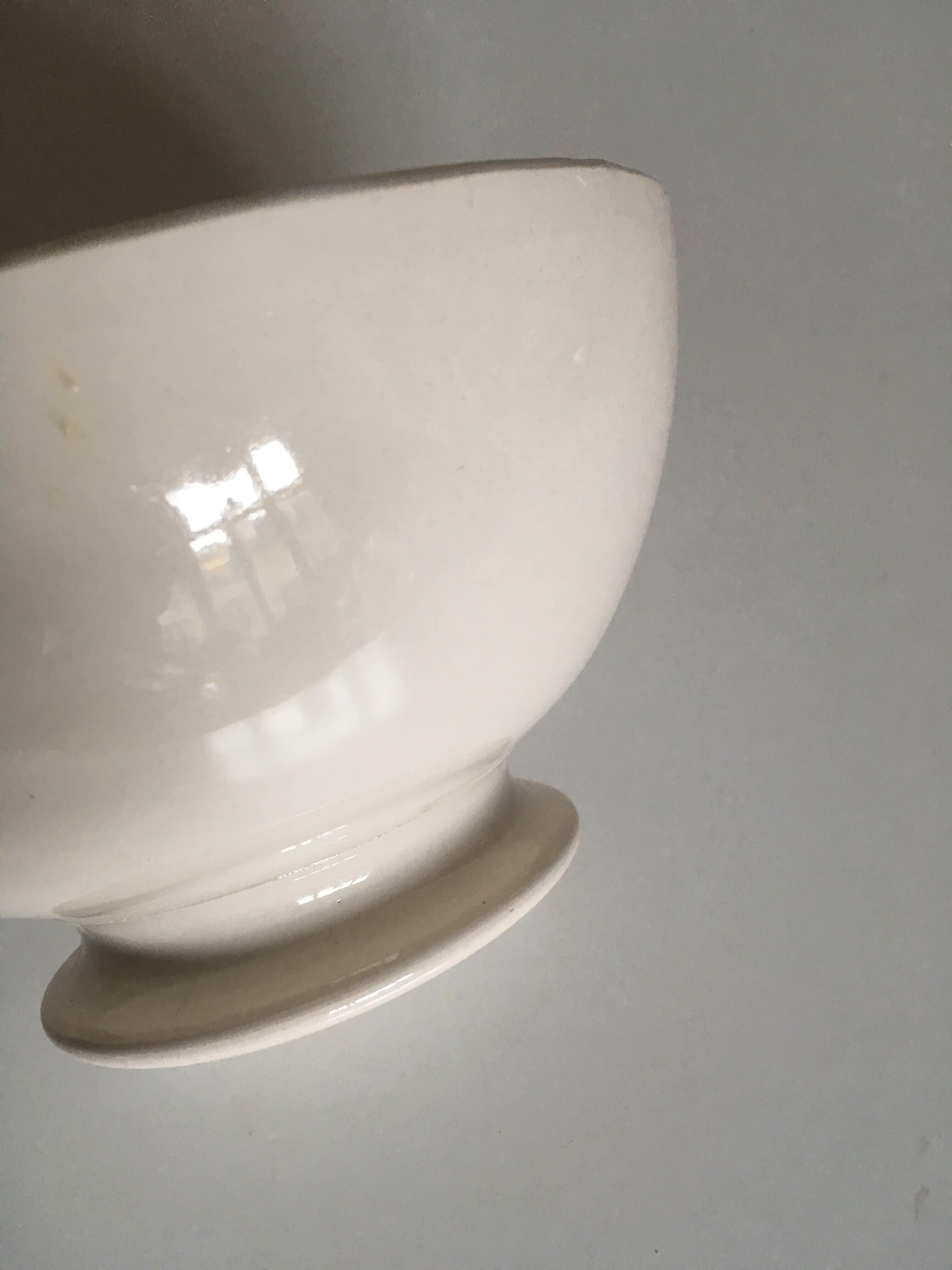 Creil and Montereau XL 19th bowl