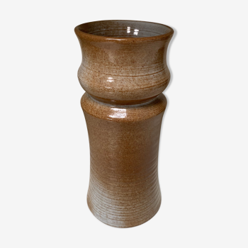 Vase en grès artisanal