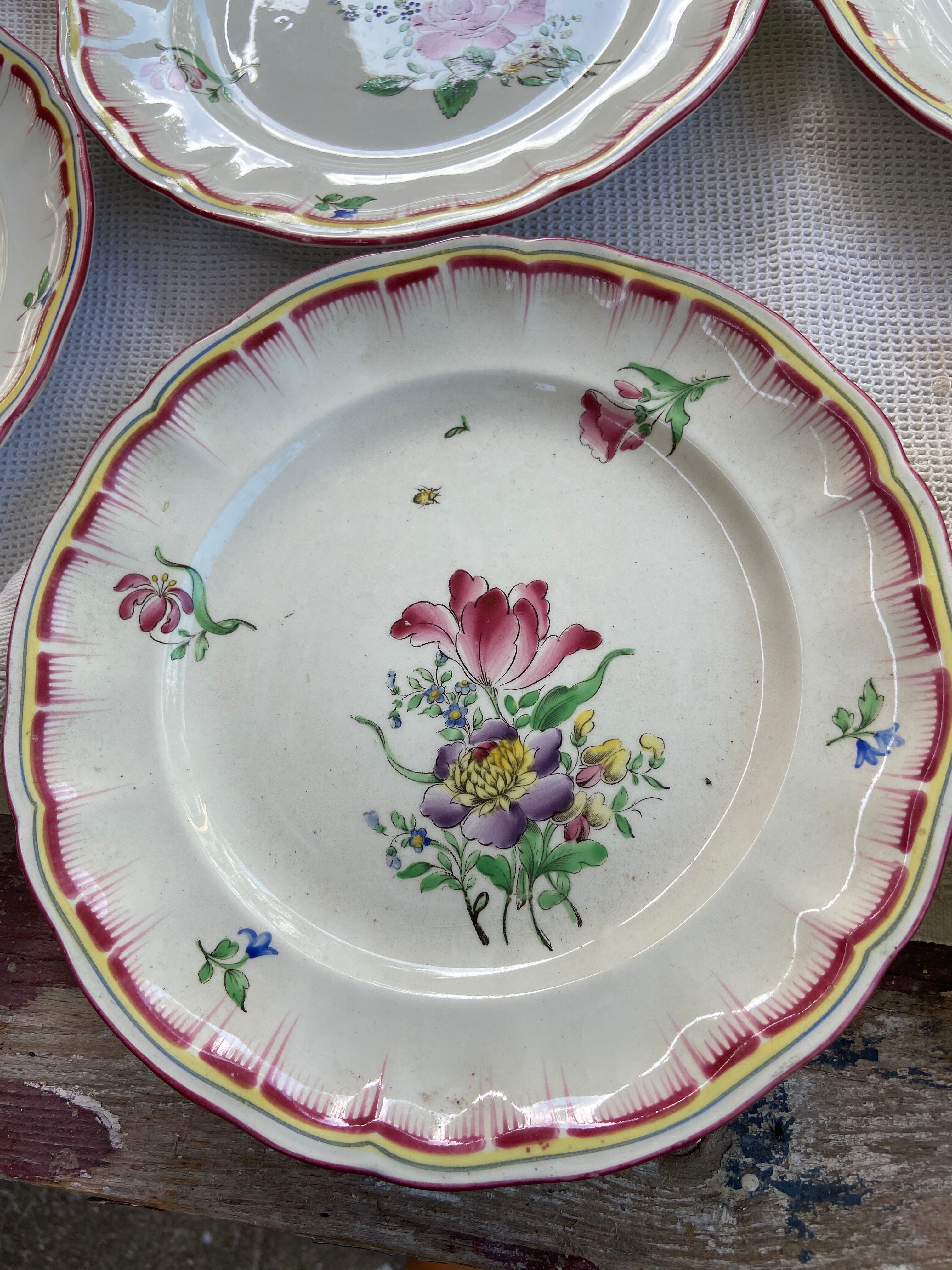 Lot de 6 assiettes à dessert Lunéville décor de fleurs