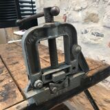 Bureau établi de plombier