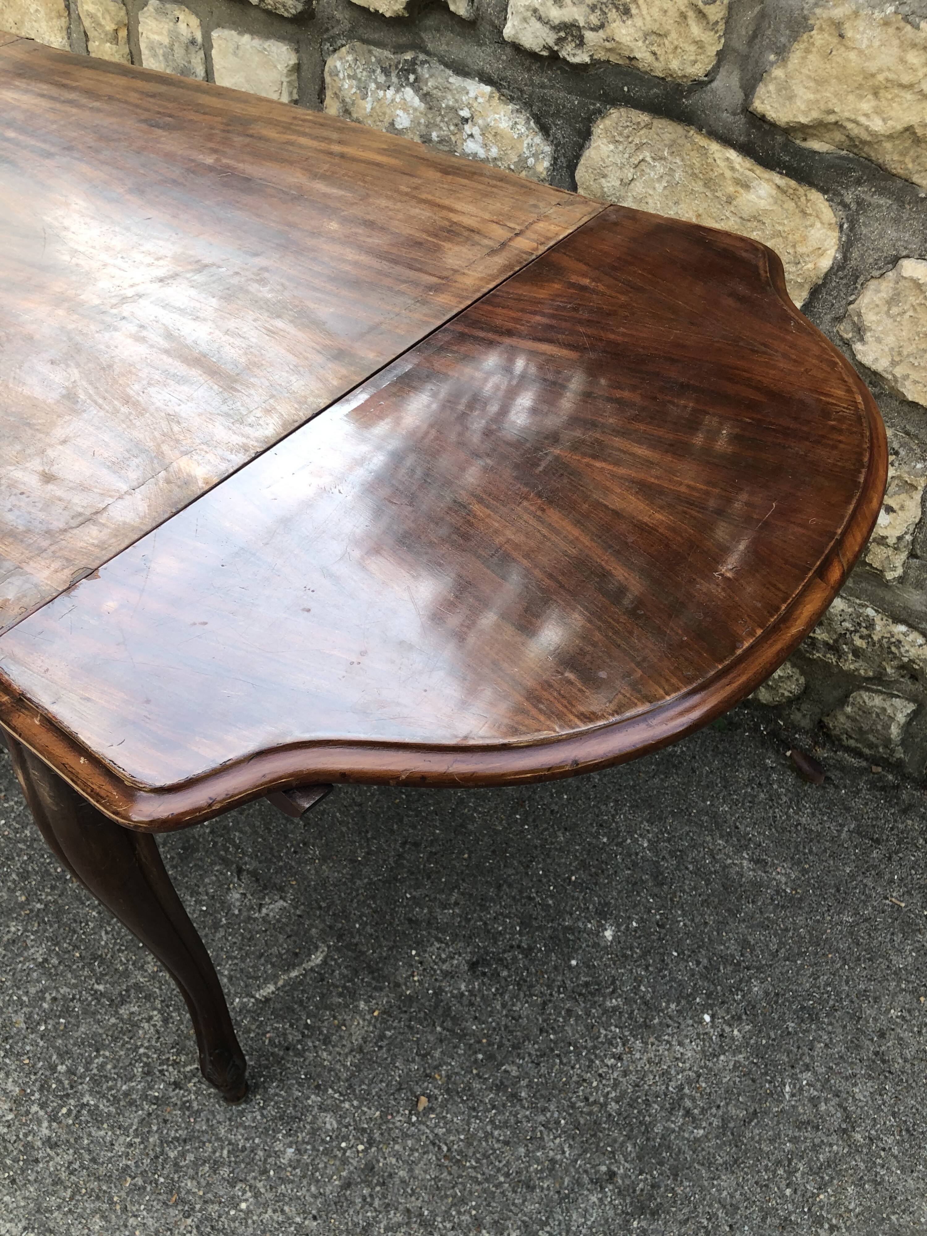 Mahogany middle table