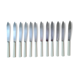 Set of 12 Bakelite knives
