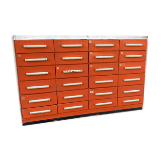 Meuble de mercerie